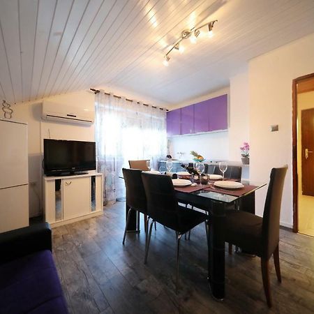 Leona Apartment ซูโกชัน ภายนอก รูปภาพ
