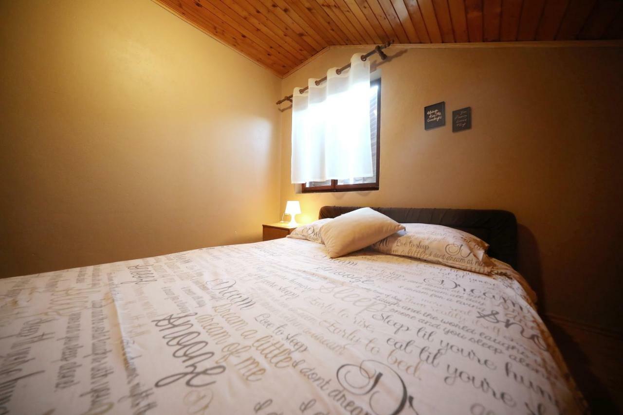 Leona Apartment ซูโกชัน ภายนอก รูปภาพ